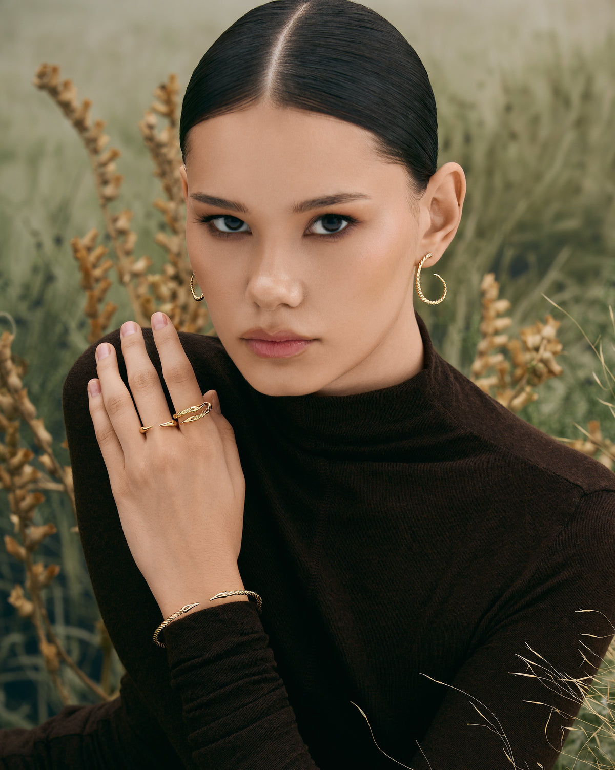 Treasures of the Nomads Ring