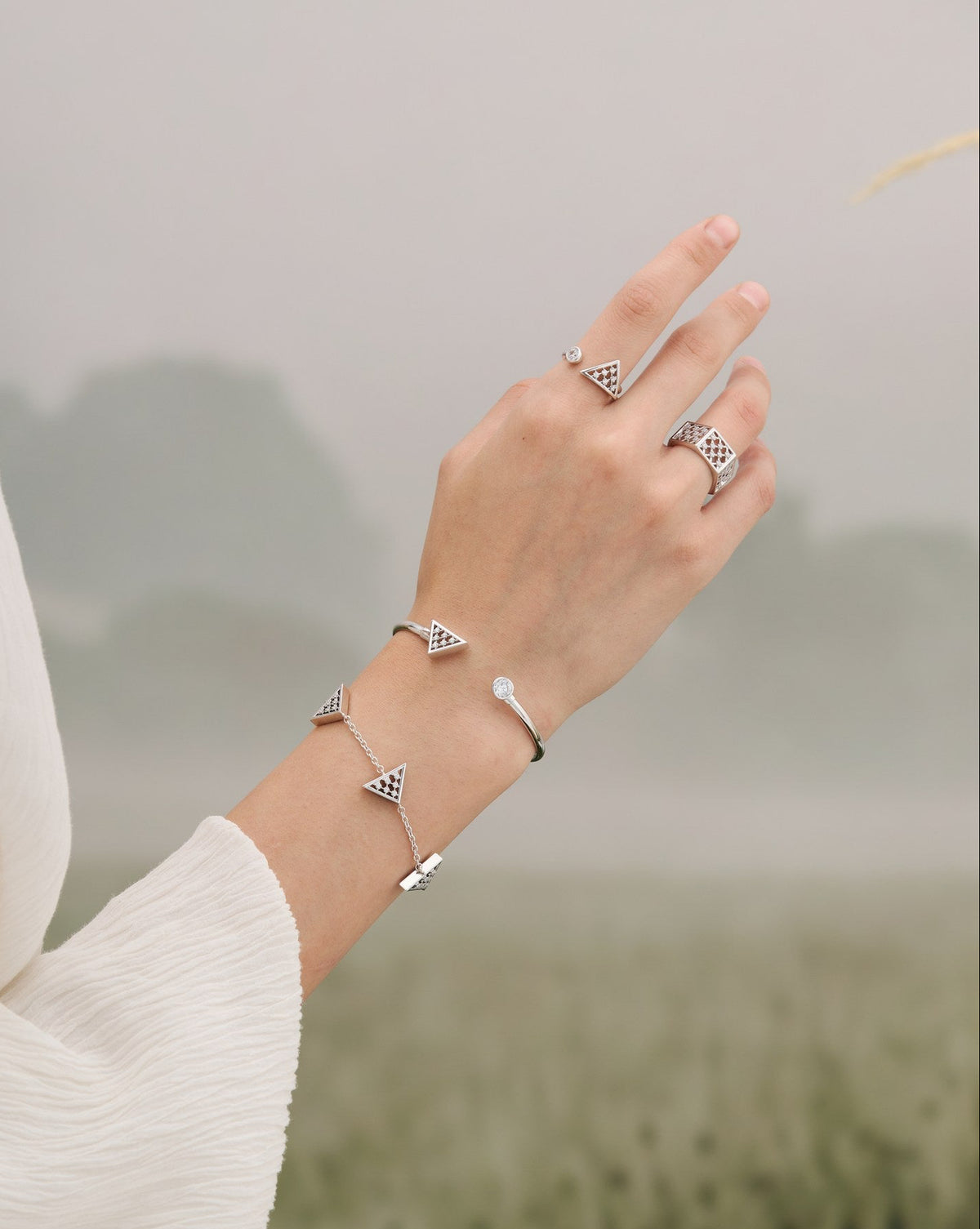 Facet Amulet Ring
