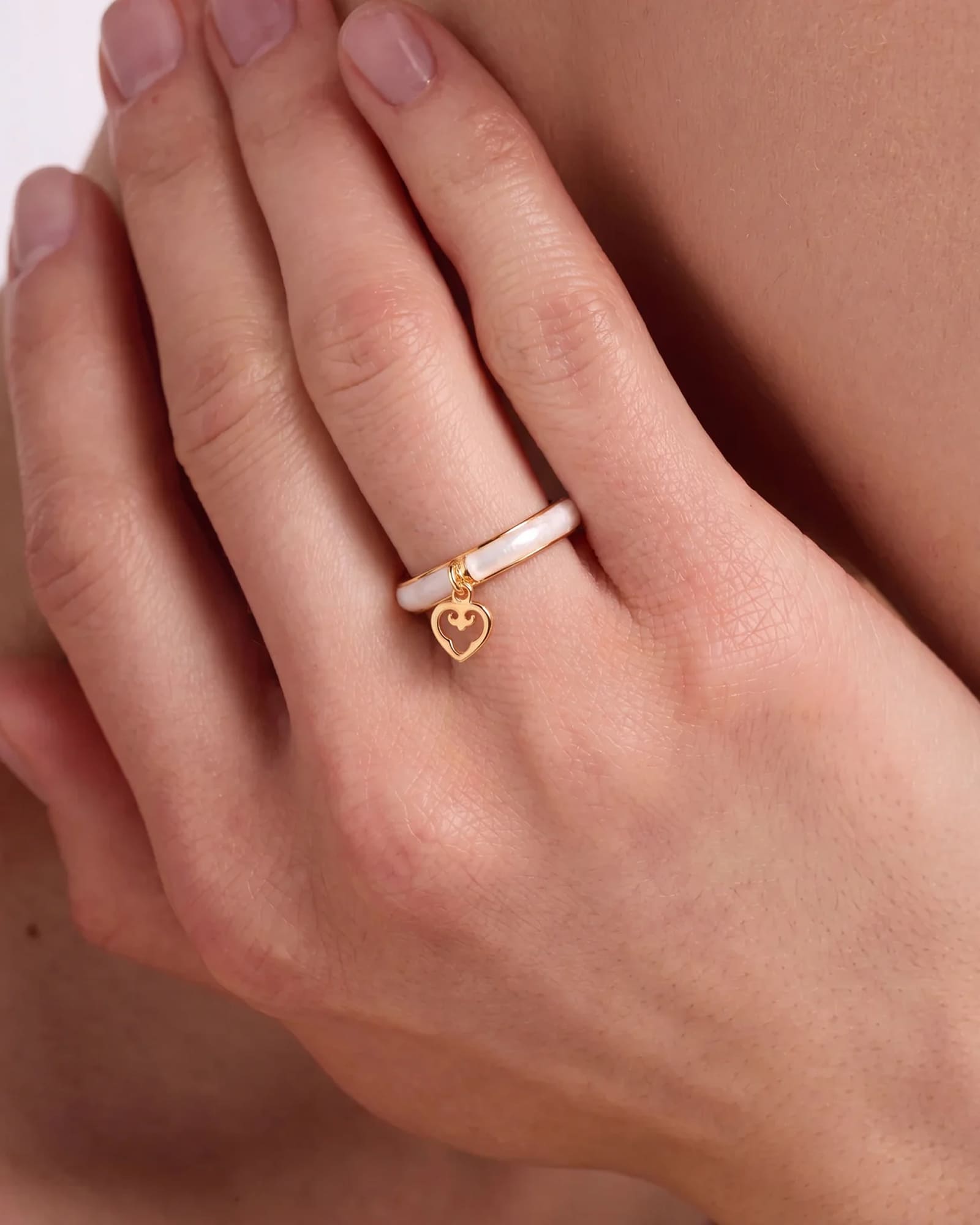 White Enamel Heart Ring | Yellow Gold