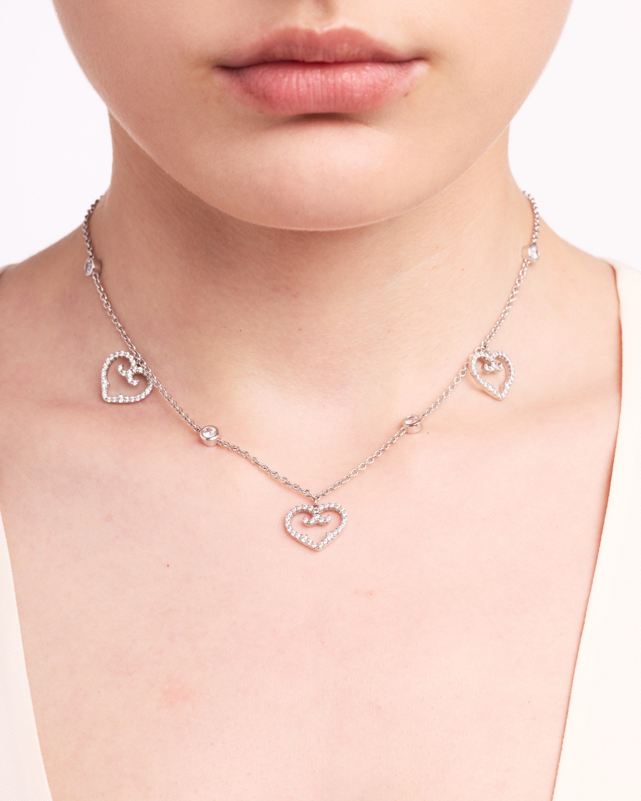 Three Hearts Choker | Rhodium