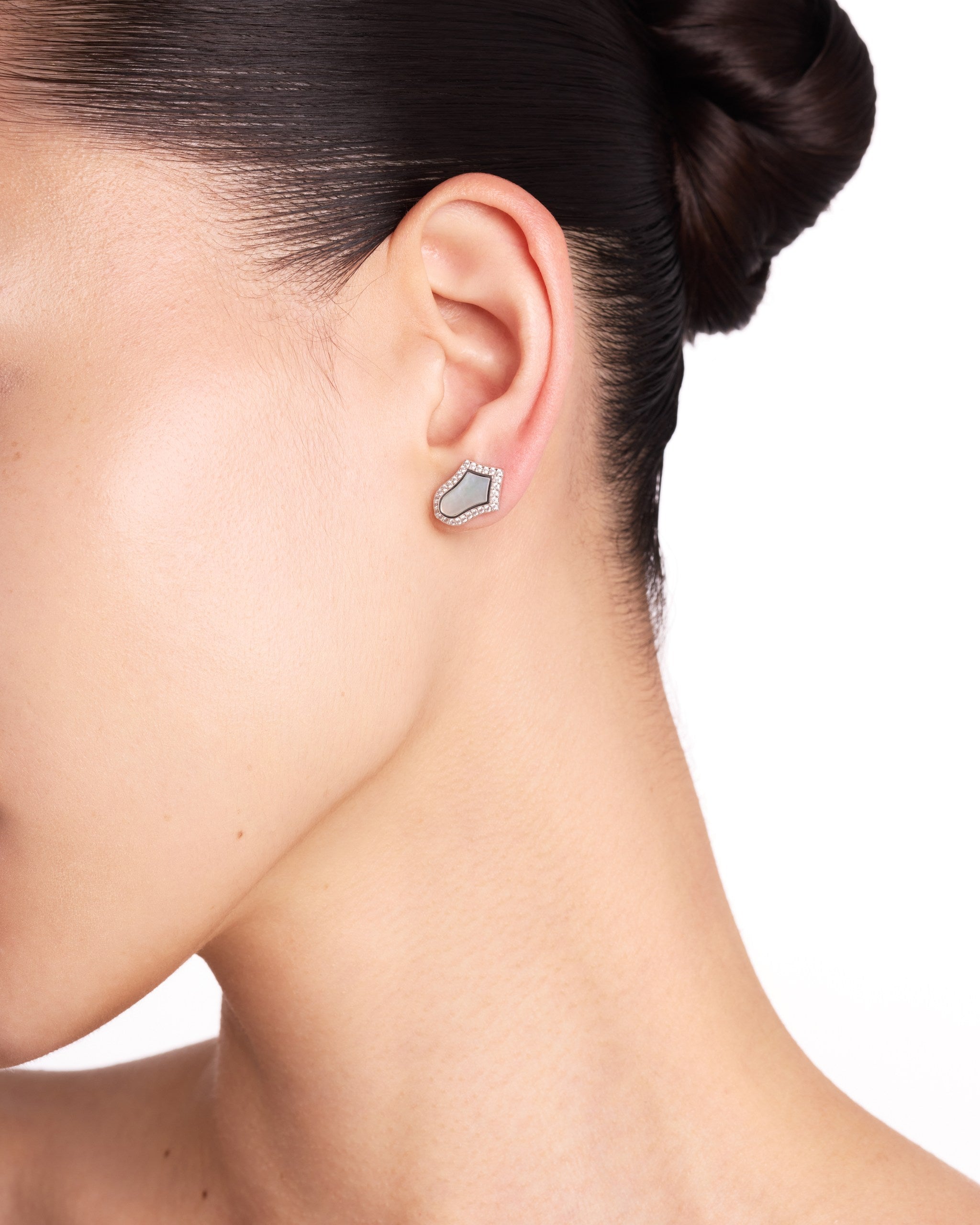 Steppe Tulip Stud Earrings | Mother of Pearl | Rhodium