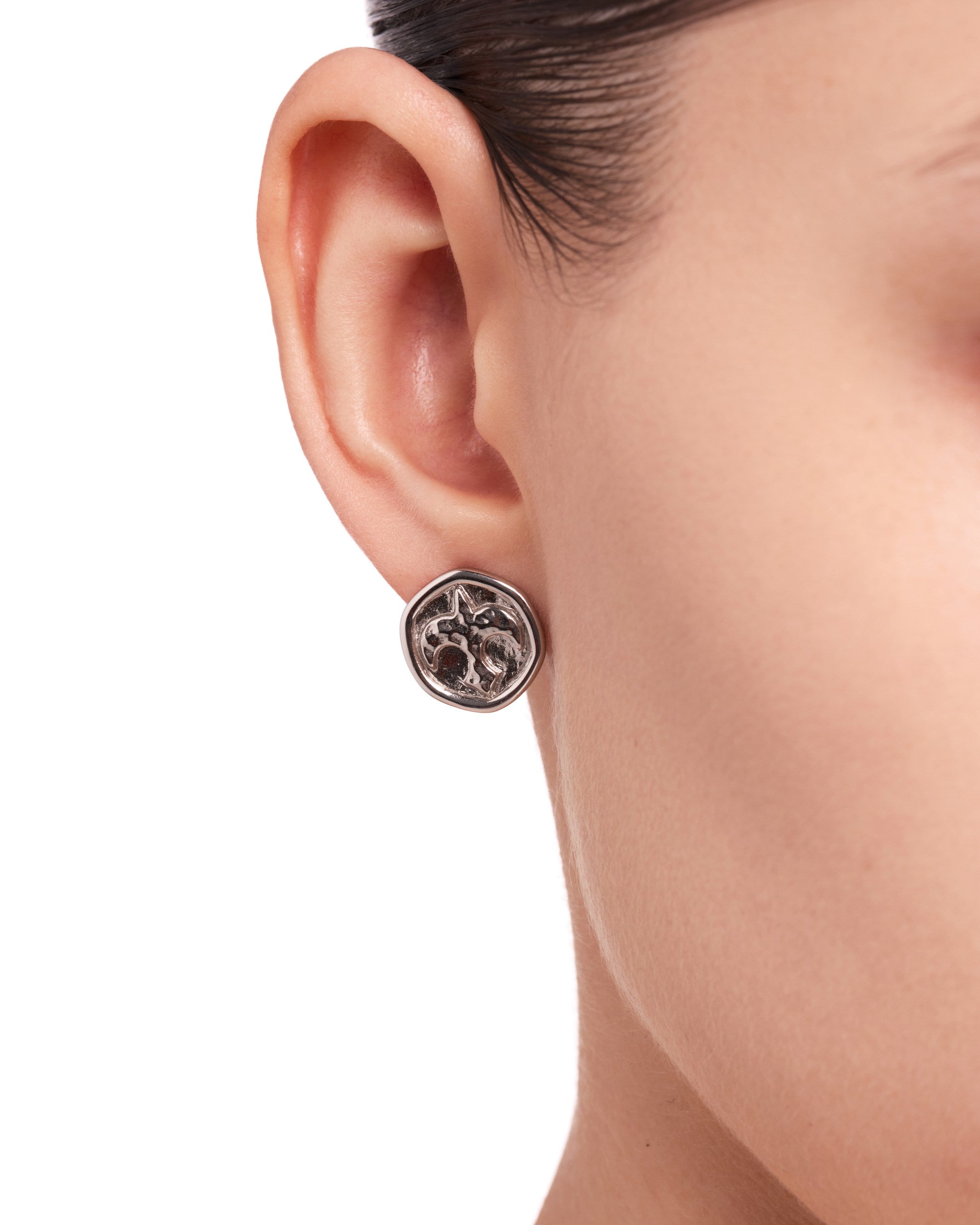 Antique Bird Clip-On Earrings | Rhodium