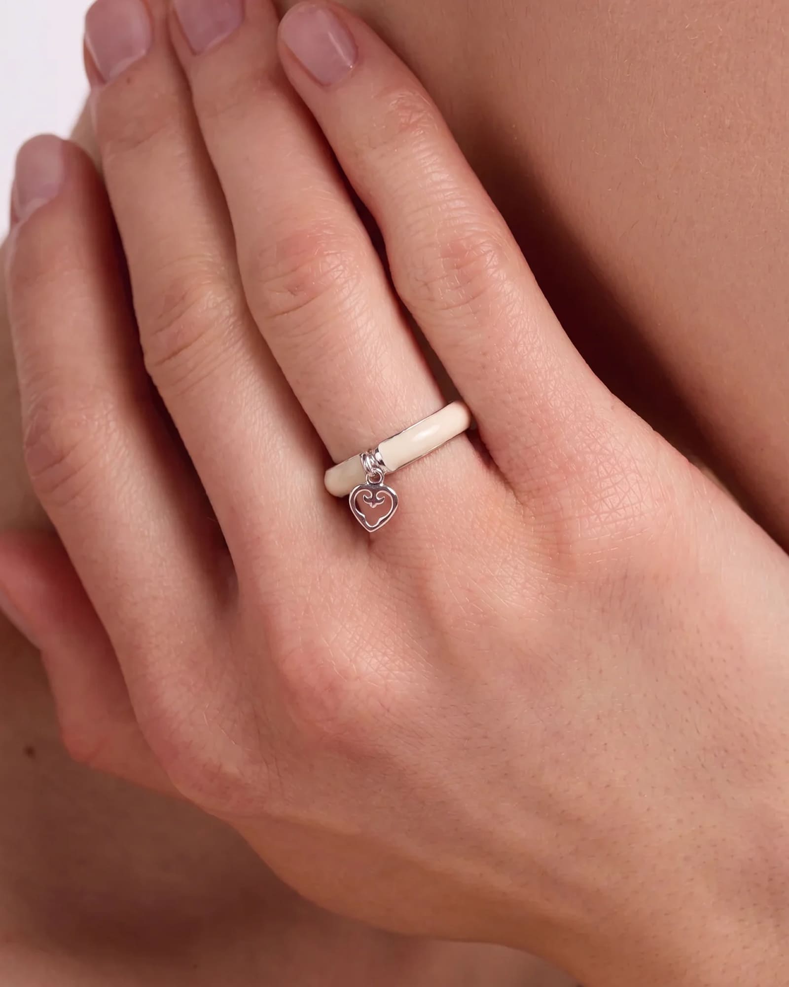White Enamel Heart Ring | Rhodium